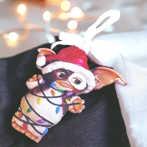 Gizmo's Holiday Magic: Irresistible Gremlins Christmas Ornament! Brand New! - Picture 8 of 8